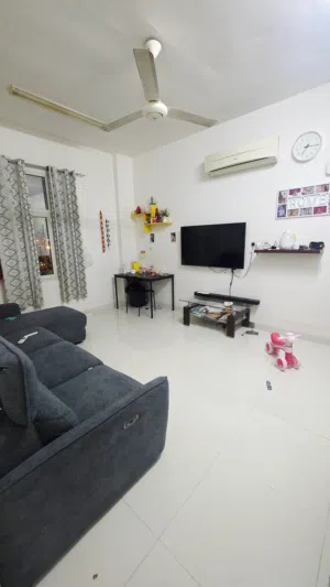 Furnished single bedroom with toilet for rent