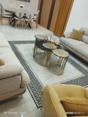 شقة كبيرة واسعة للبيع بسعر مميز