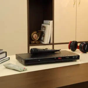 مشغل دي في دي DVD حديث نوع Olsenmark شاشة تحكم ريموت مخارج HDML MP3  و USB