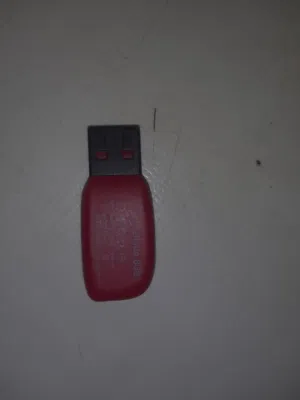 فلاشة 8 جيجا بيعة سريعة
