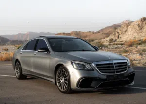 مرسيدس بنز الفئة-S S 550 موديل 2015 صالون رمادي بحالة ممتازة