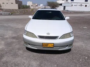 Used Lexus ES in Al Dakhiliya