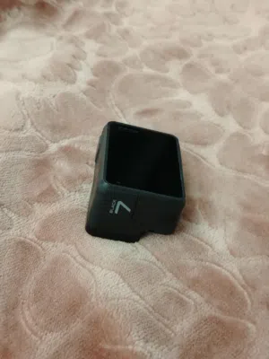 جو برو 7 بلاك (GoPro Hero 7 Black) نظيفة جداً - للبيع على الحالة (بحاجة صيانة أو قطع غيار) مع بطارية