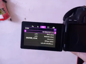كامرة canon 250D  اخو الجديد
