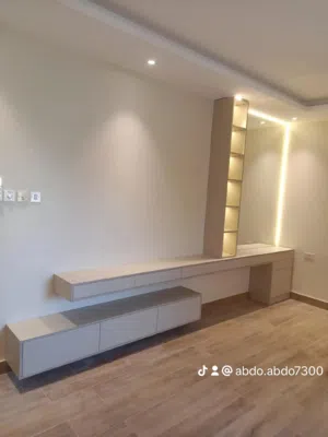 أعمال الديكورات والاعمال الخشبية