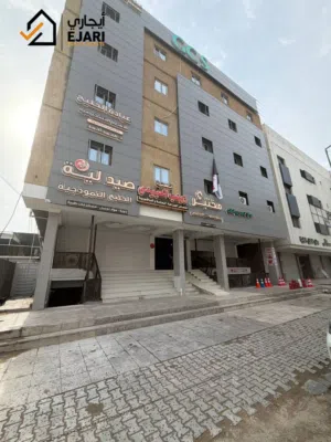 ايجار محل في منطقه الحارثيه خلف المول