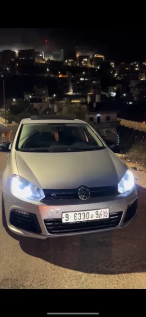 جولف 2012 للبيع  دفعه 20 وشيكات داخل بيت لحم