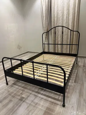 IKEA bed for sale - سرير من ايكيا للبيع