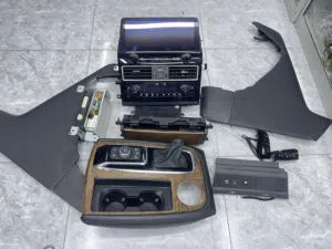 شاشة 2024 نيسان باترول الوكالة