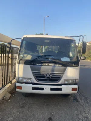 نيسان يو دي