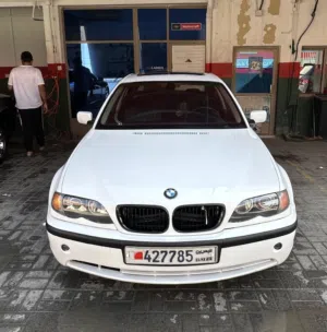 BMW 3 Series 318i - 2004 with 1 year passing insurance