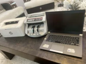 السلام عليكم ورحمة الله وبركاته لابتوب +طابعة Hb+ماكينة عد
