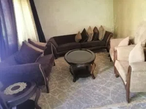 طقم كنب خشب ثقيل