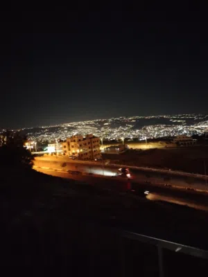شقه مفروشه للايجار ابونصير مطله على شارع الأردن