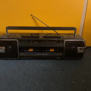 مسجل دبل كاسيت وراديو