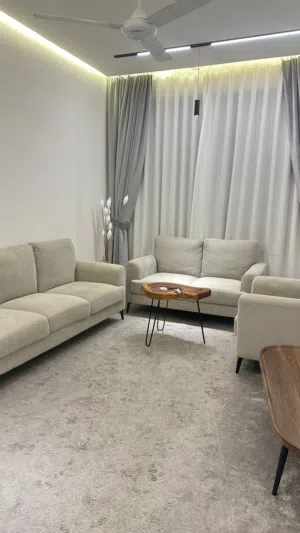85 m2 3 Bedrooms Apartments for Rent in Muscat Al Khoud
