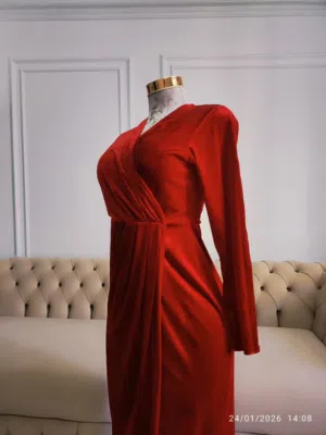 فساتين عصرية جميلة