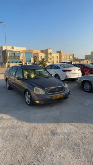 Used Lexus LS in Dhofar