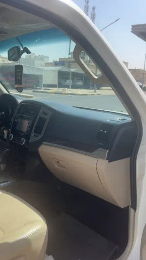 Mitsubishi . Pajero . 2019 . Used0