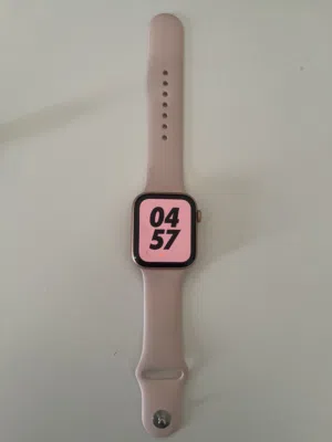 Apple smart watches for Sale in Muscat