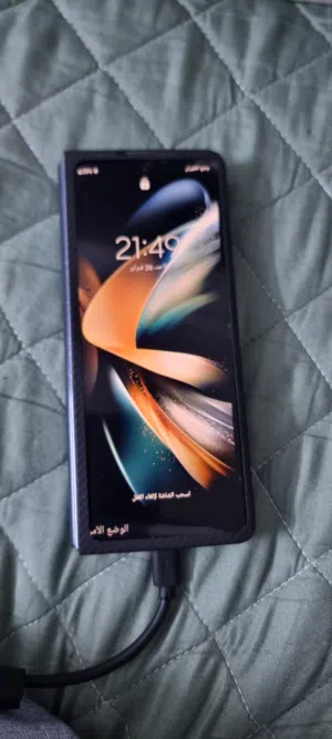 Z Fold4 للبيع ذاكرة 512