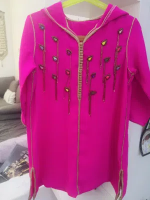 جلابية مغربية للبنات لسن 3و4سنوات