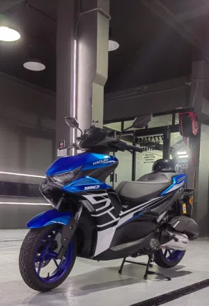 للبيع سكوتر HAOJIN 2025 150cc  الممشى 4944 السعر 650 وقابل بل معقول