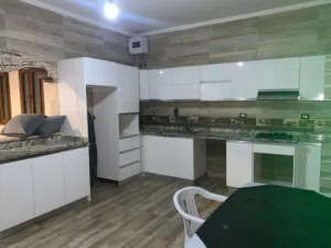 منزل للايجار في زويته مول بجانب مدرسة القدس