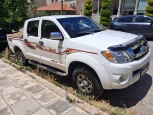 Used Toyota Hilux in Amman