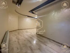 شقة * مميزة * للايجار * 3 نوم * ضاحية النخيل