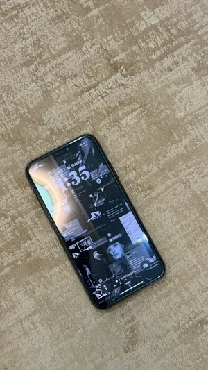 Apple iPhone X 64 GB in Al Batinah