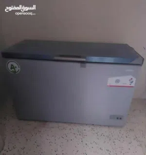 فريز جديد مش مستعمل طوله مترو.30 في 63 وارتفاعه 83 ماشاءالله كبير من داخل وتلج مش بخاري لون سلفر