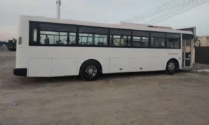 حافلة للنقل العمال