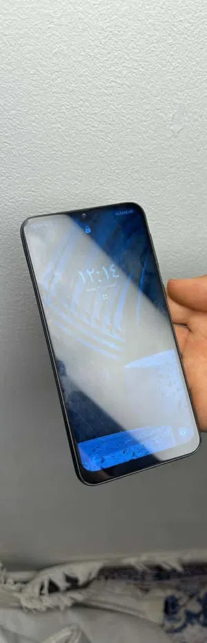 M31 128 قيقا  RAM 6  يدعم 60 فريم ببجي  جهاز ربي يبارك زي موضح في صورة  مكان طرابلس نهاية عرا