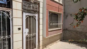 3 Bedrooms . 2 Bathrooms . 120 m21