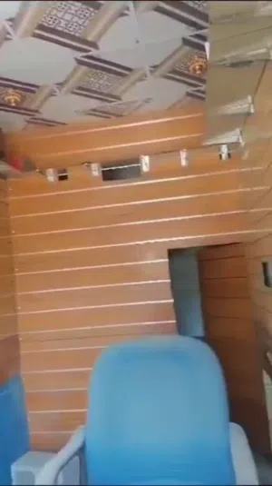 للبيع ديكور محل خشب ديكور سميك الخامه