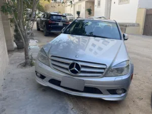 مرسيدس بنز سي 300 موديل  رباعية 4 ماتيك 2010 استيراد أمريكا  باقة او كاش نفس السعر
