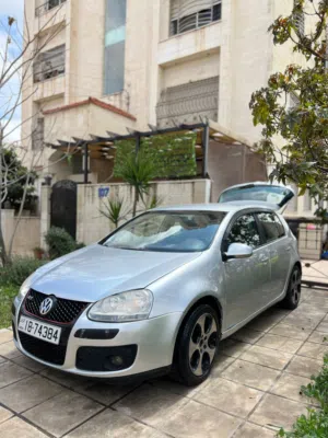 Volkswagen . Golf MK . 2005 . Used1