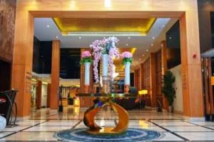 Daily or weekly booking 4 star Luxury Hotel