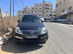 سيارة-جيب-ريكستون-للبيع