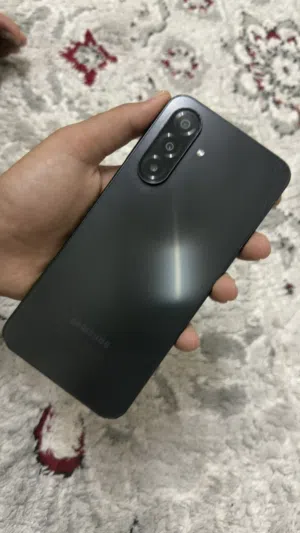 Samsung Galaxy A17 128 GB in Dhofar