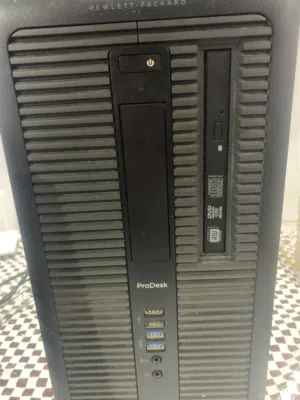 كمبيوتر منزلي للبيع