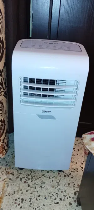 مكيف هواء متنقل