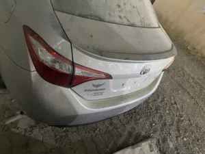 كرولا 2015 قطع غيار