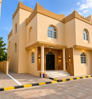 200 m2 More than 6 bedrooms Villa for Rent in Dhofar Salala
