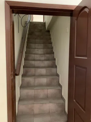400 m2 5 Bedrooms Townhouse for Sale in Southern Governorate Other