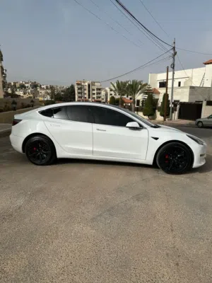 تسلا مودل 3