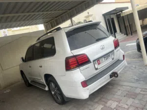 لكزس استيشن LX570 2010
