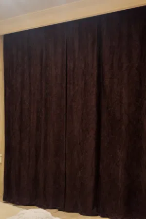 برادي لون بني ثقال