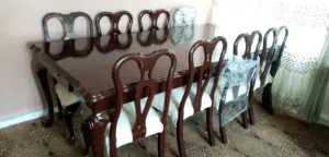 طاولة سفرة ثمانية مقاعد
